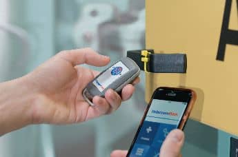 The RFID-iOS reader is used to read RFID transponders quickly and easily in any high frequency area.